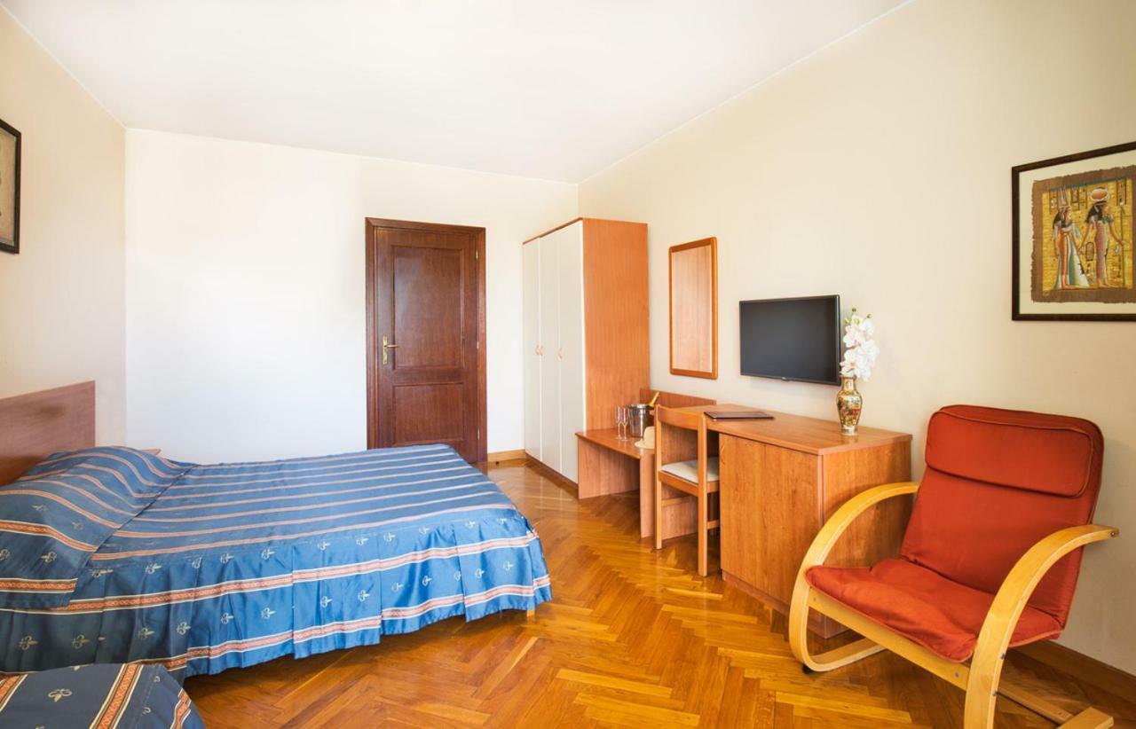 Villa Sveta Eufemija - Bed And Breakfast Rovinj Dış mekan fotoğraf
